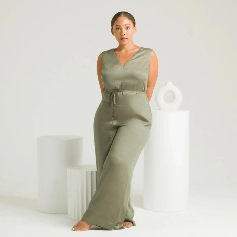 ETTITUDE Sateen Bamboo Jumpsuit XL Moss Sage Green Luxurious Wide Leg V-Neck A4